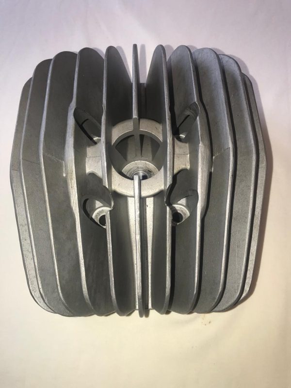 TAPA DE CILINDRO RF PARA MOTOR A AIRE - Imagen 2